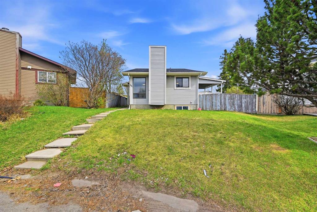 Third View of 44 Castleridge Close NE, Castleridge, Calgary, Alberta, T3J1Y9