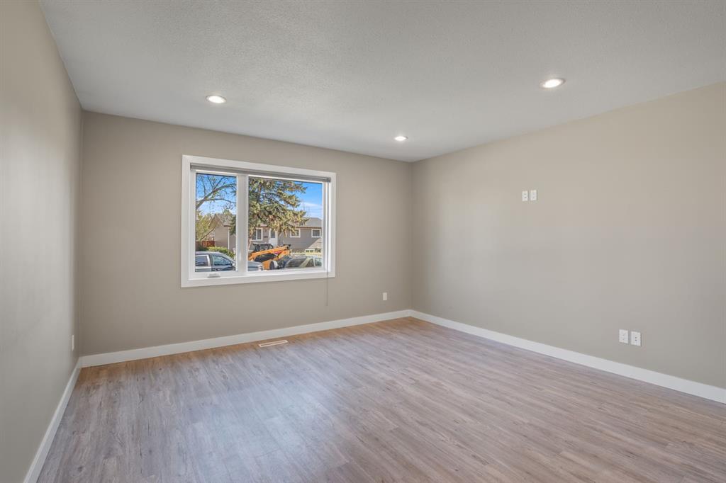 Fourth View of 39 Olsen Street , Oriole Park, Red Deer, Alberta, T4N 5B8