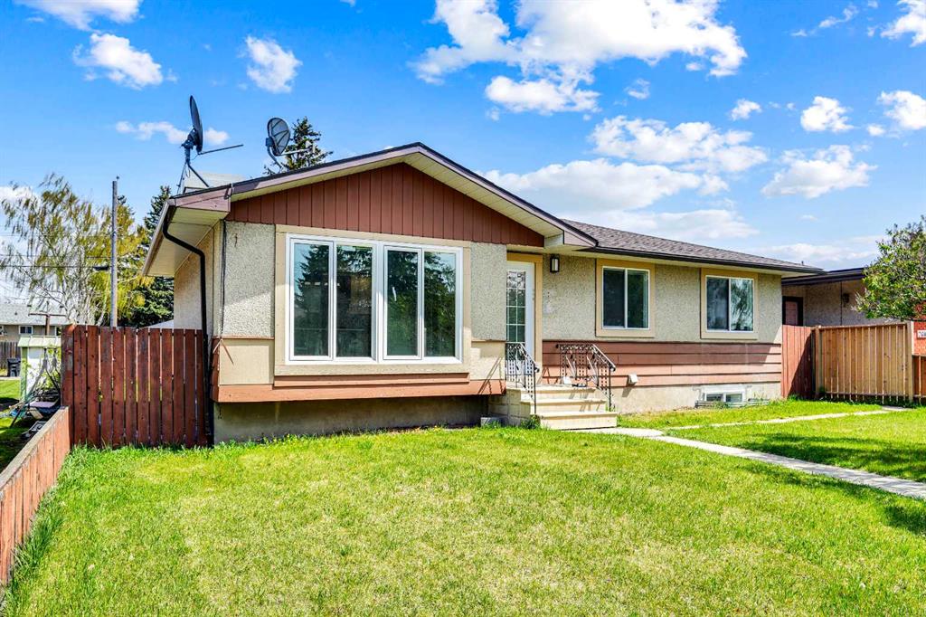 Third View of 2608 42 Street SE, Forest Lawn, Calgary, Alberta, T2B 1G7