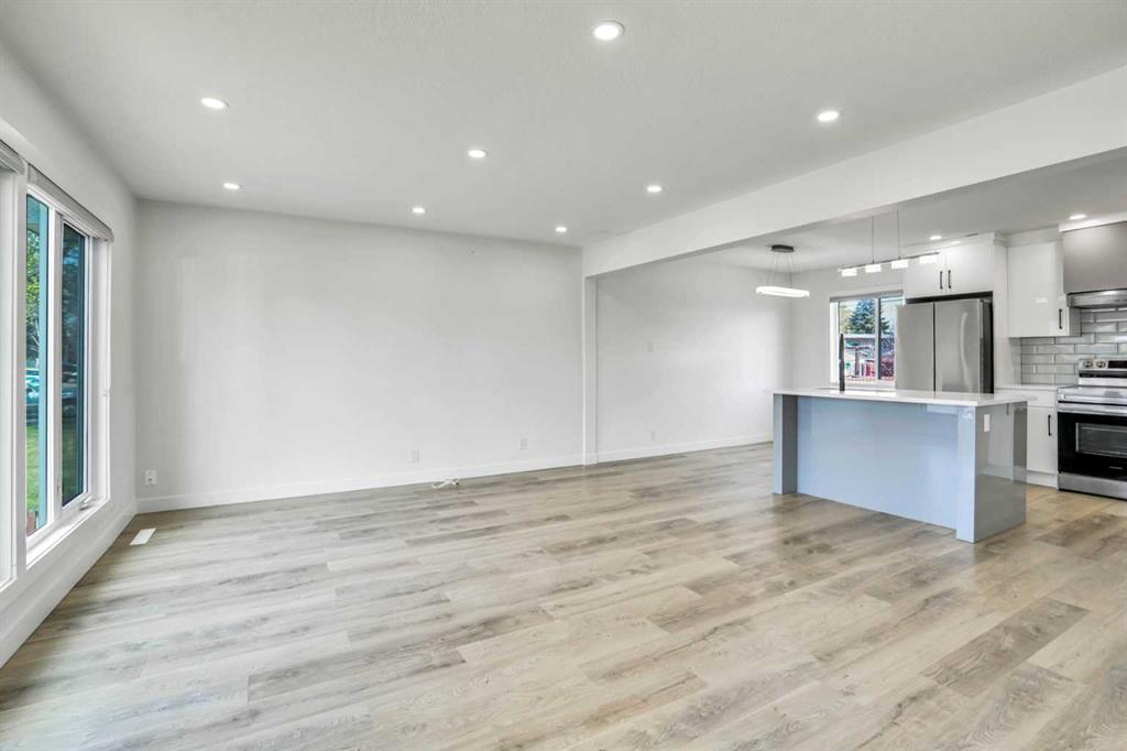 Fifth View of 2608 42 Street SE, Forest Lawn, Calgary, Alberta, T2B 1G7