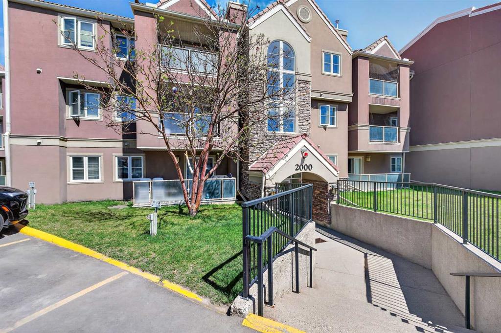 2031, 2031 Edenwold Heights NW, A2312299, Alberta,