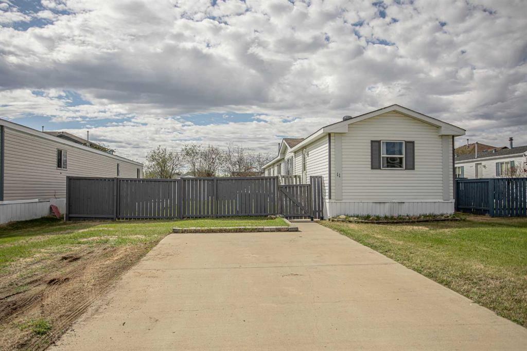 11 Deer Ridge Drive , A2312354, Alberta,