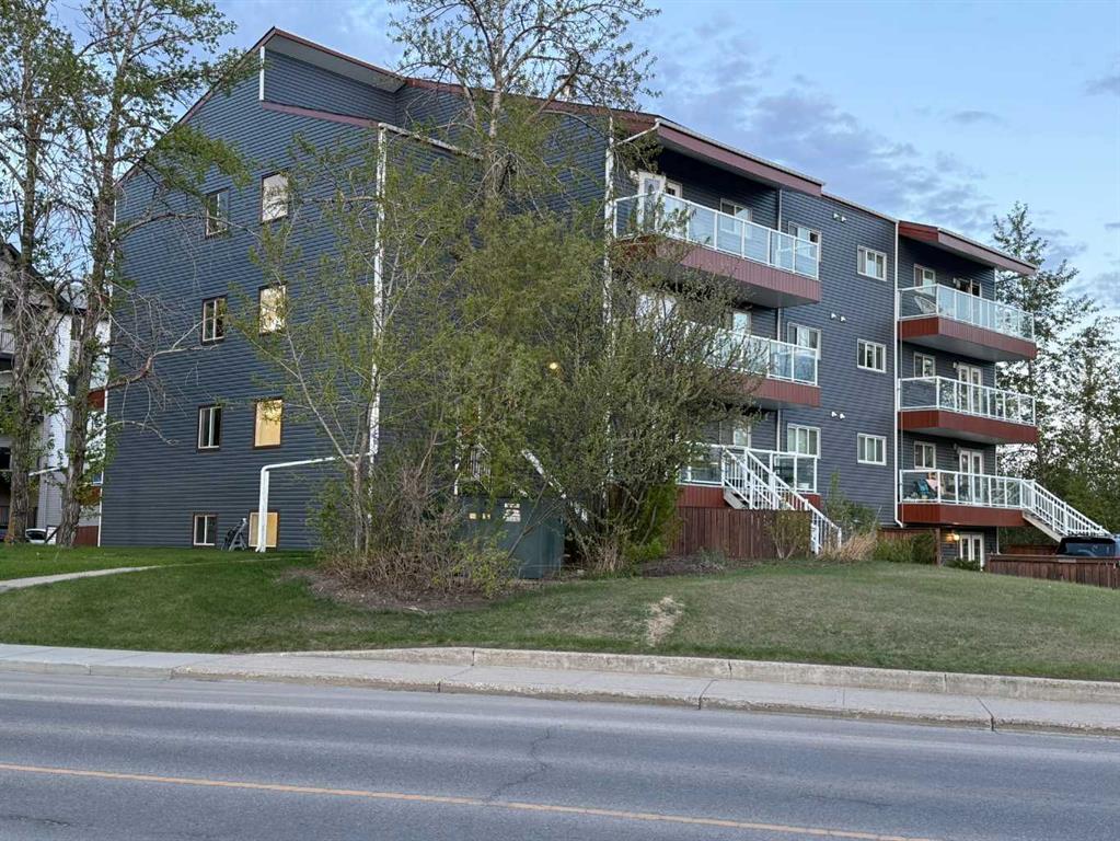 Fourth View of 201, 5519 Kerry Wood Drive , Riverside Meadows, Red Deer, Alberta, T4N 4X3