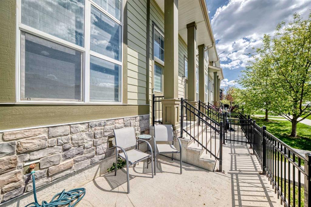 Fourth View of 551 Evanston Link NW, Evanston, Calgary, Alberta, T3P 0B1