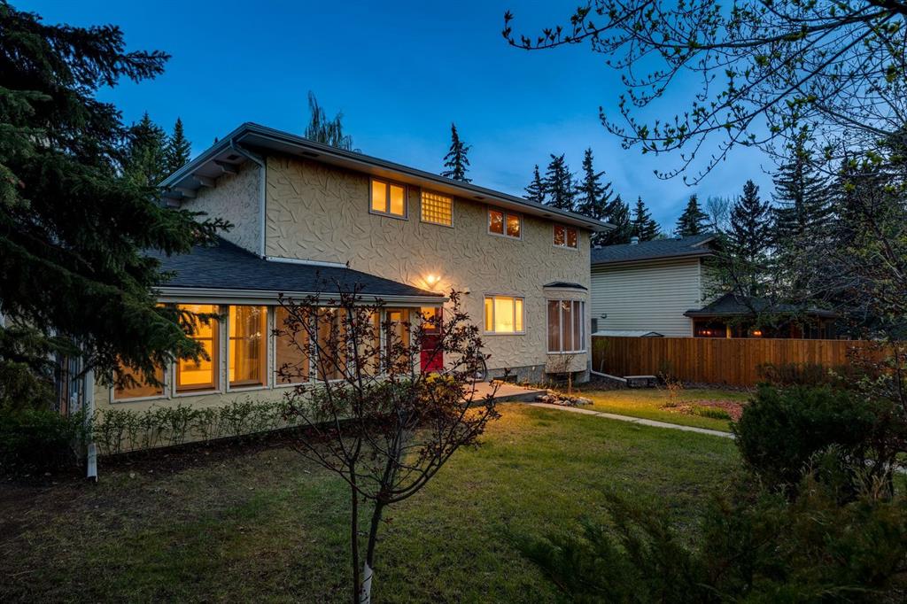 Fourth View of 40 Varston Place NW, Varsity, Calgary, Alberta, T3A 0B7