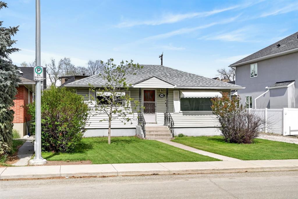 Third View of 2820 Cochrane Road NW, Banff Trail, Calgary, Alberta, T2M 4J2