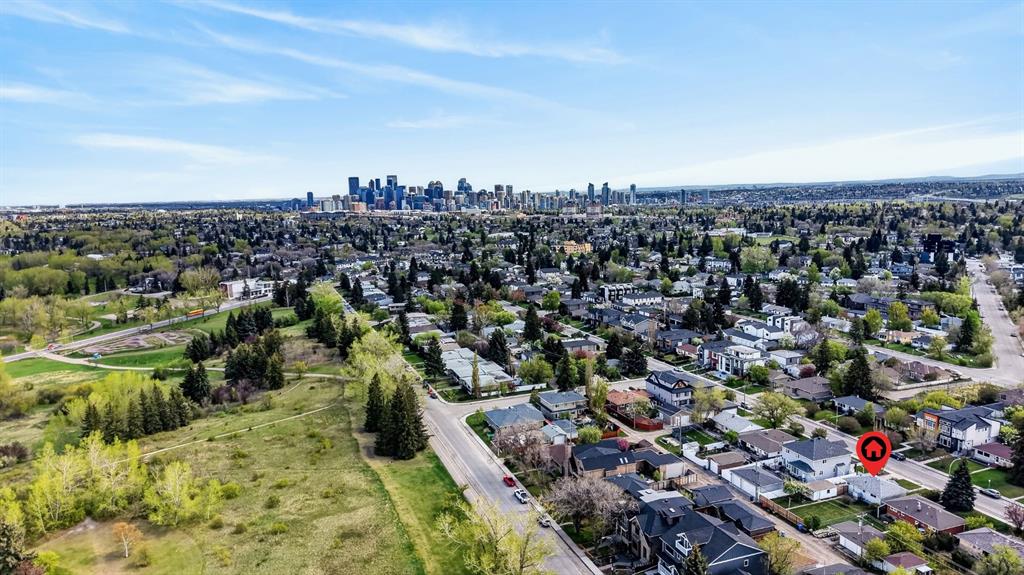 Fifth View of 2820 Cochrane Road NW, Banff Trail, Calgary, Alberta, T2M 4J2
