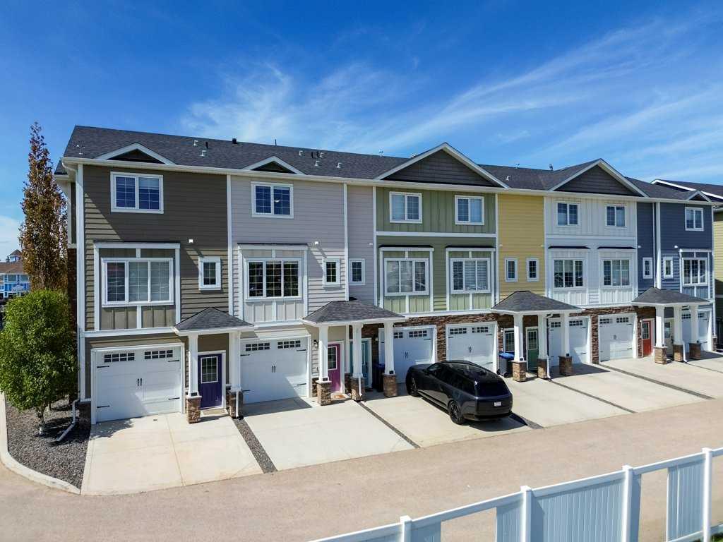 113, 5210 Lakeshore Drive , A2312435, Alberta,