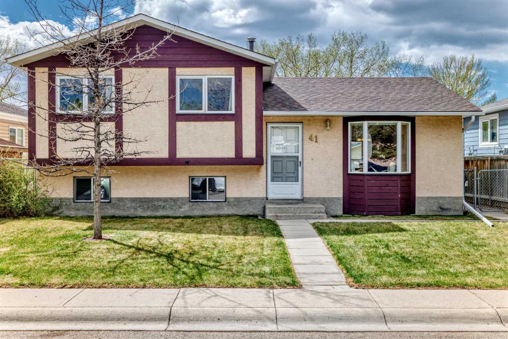 Second View of 41 Alder Crescent SE, Airdrie Meadows, Airdrie, Alberta, T4B 1J1