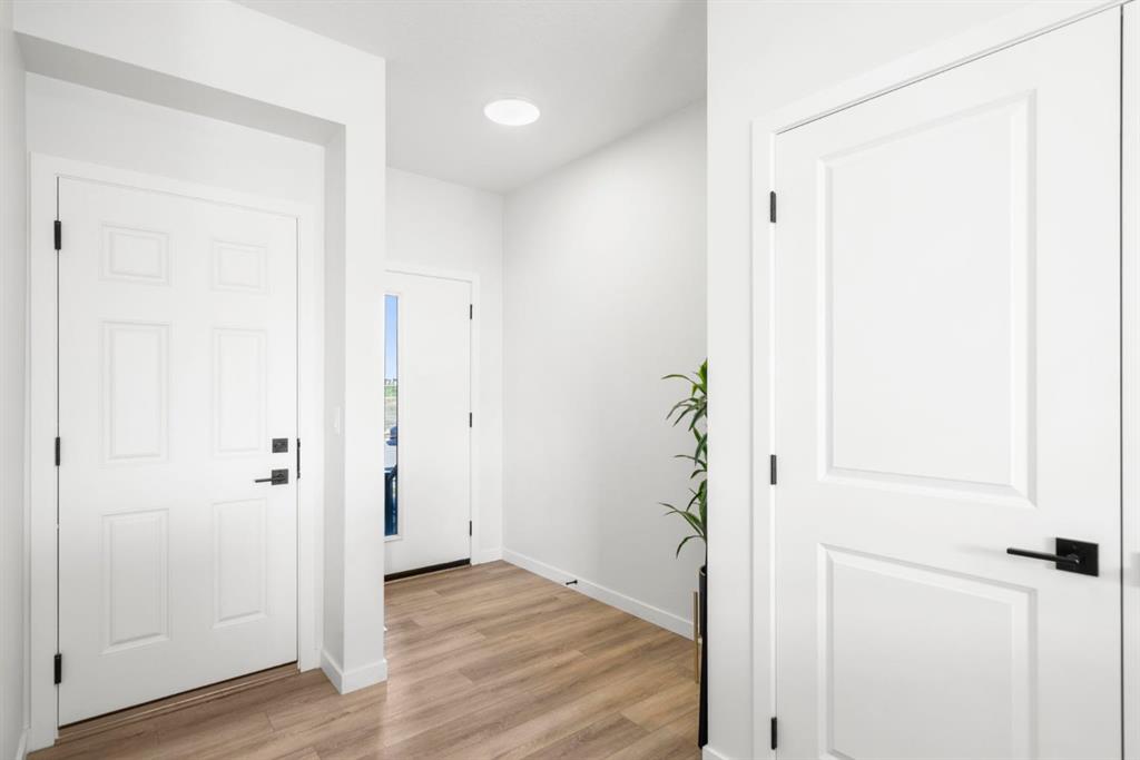 Third View of 264 Mallard Grove SE, Rangeview, Calgary, Alberta, T3S 0M8