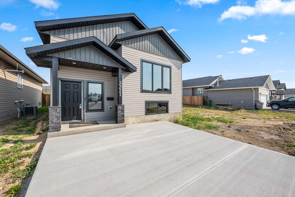 Third View of 3321 41 Avenue , Aurora, Lloydminster, Saskatchewan, S9V 2K6