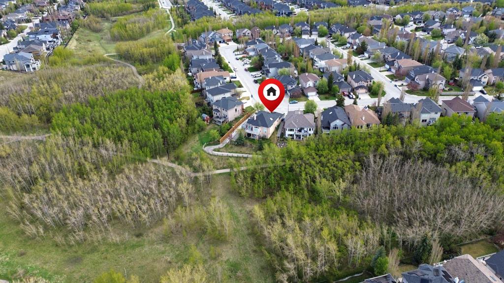 MLS® listing #111205487 for sale located at 72 Strathlea Place SW