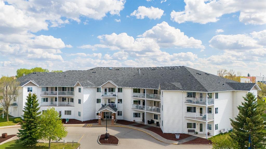 Third View of 215, 3 Parklane Way , Downtown_Strathmore, Strathmore, Alberta, T1P 1N6