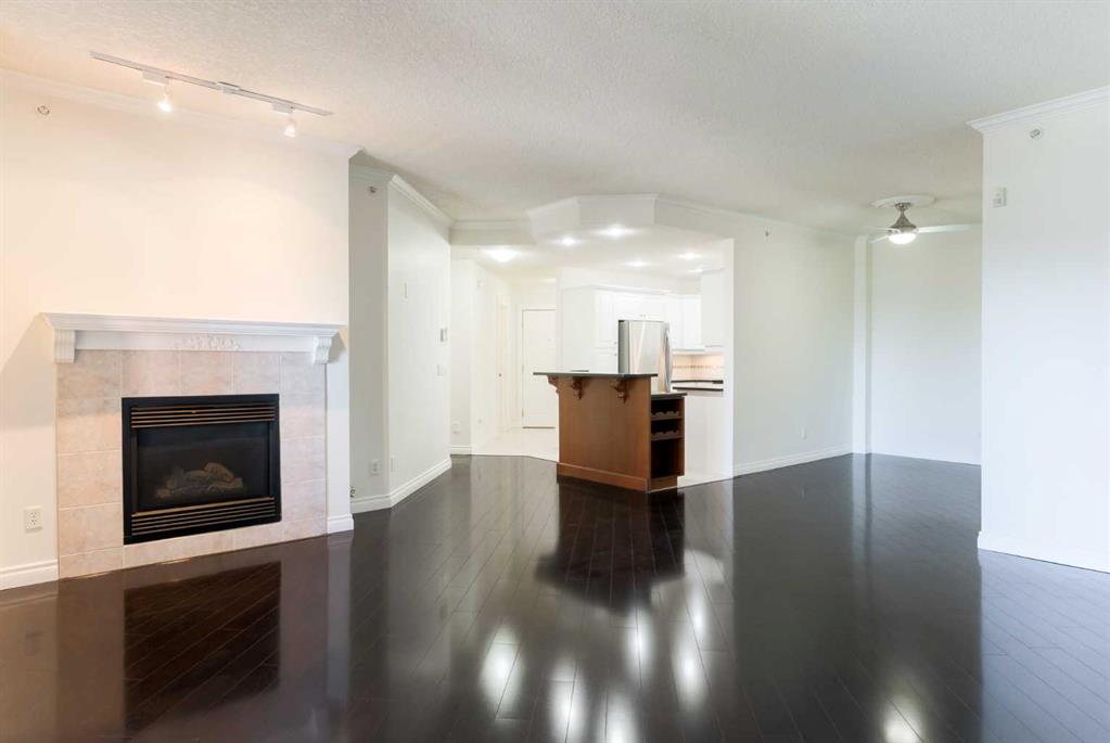 Fifth View of 205, 200 Patina Court SW, Patterson, Calgary, Alberta, T3H 4K9
