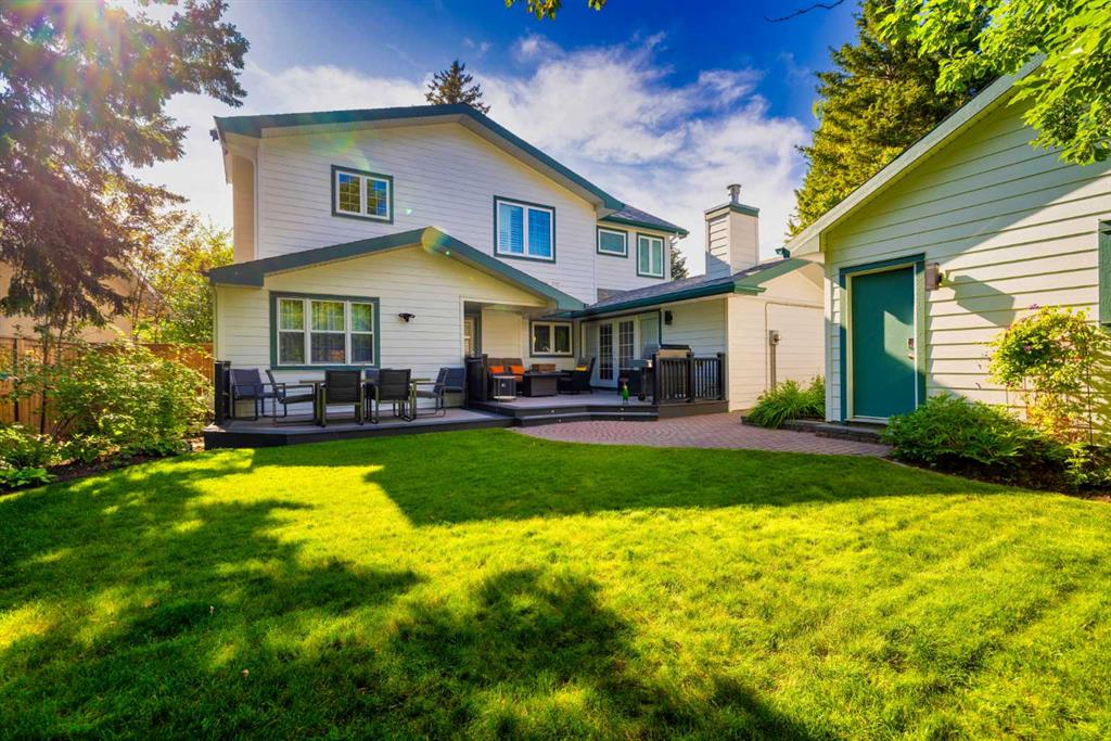 MLS® listing #111208072 for sale located at 5028 Vanstone Crescent NW