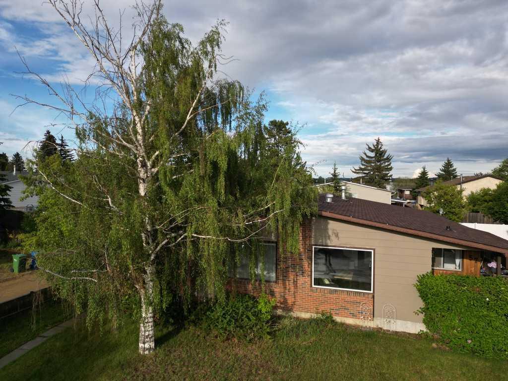 59 Nichols Crescent , A2312575, Alberta,