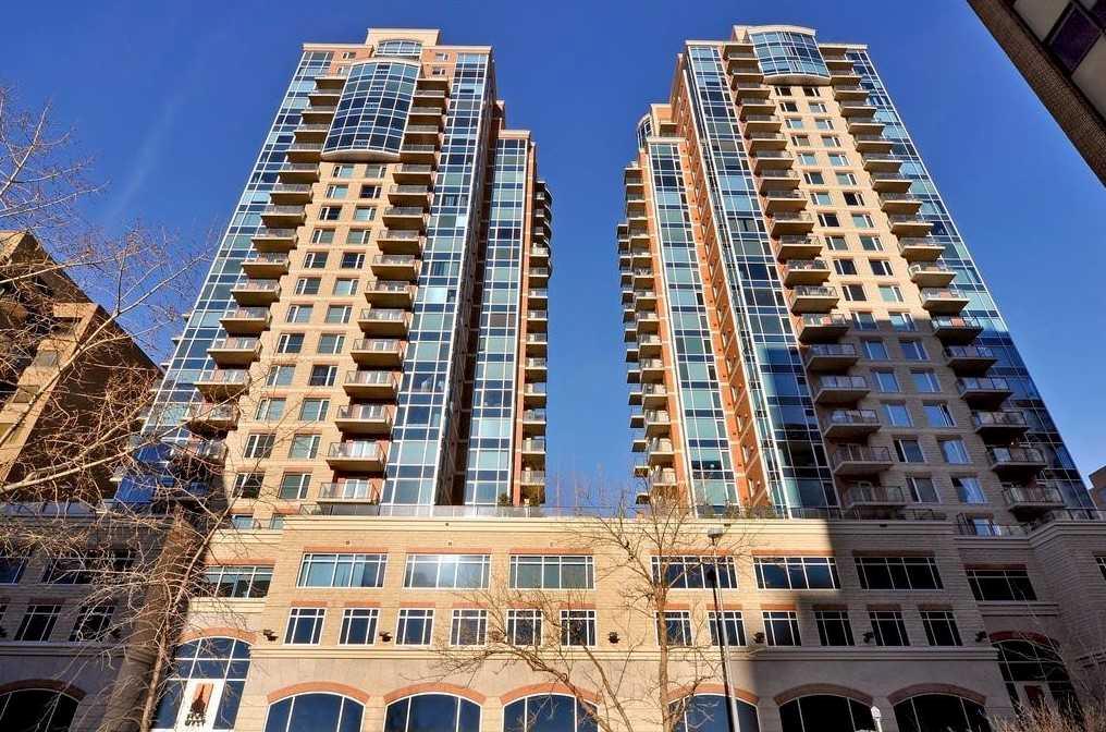 Second View of 601, 910 5 Avenue SW, Downtown Commercial Core, Calgary, Alberta, T2p0c3