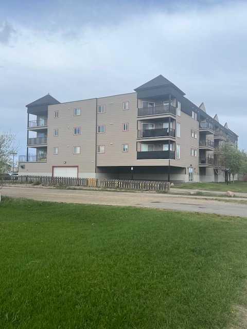 302, 4502 52 Avenue , A2312690, Alberta,
