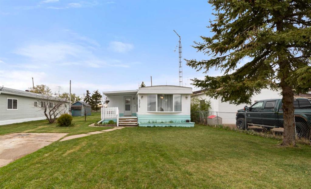 Third View of 5310 49 Street , Daysland, Daysland, Alberta, T0B 1A0