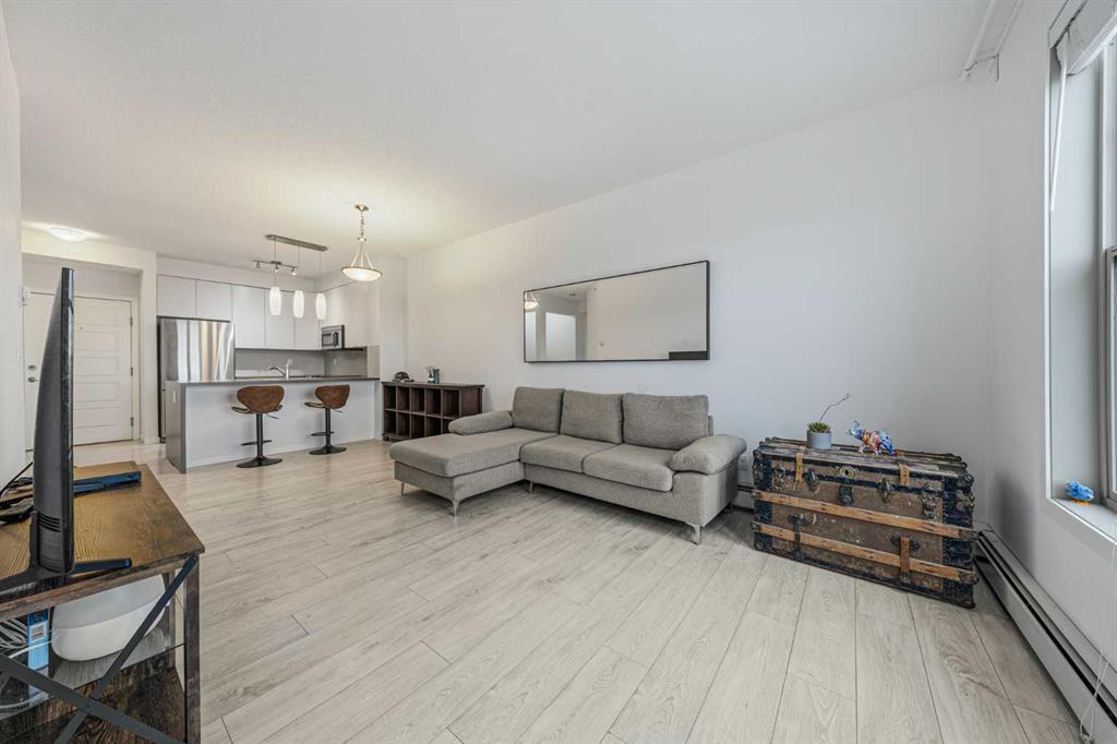 404, 207 Sunset Drive , A2312696, Alberta,