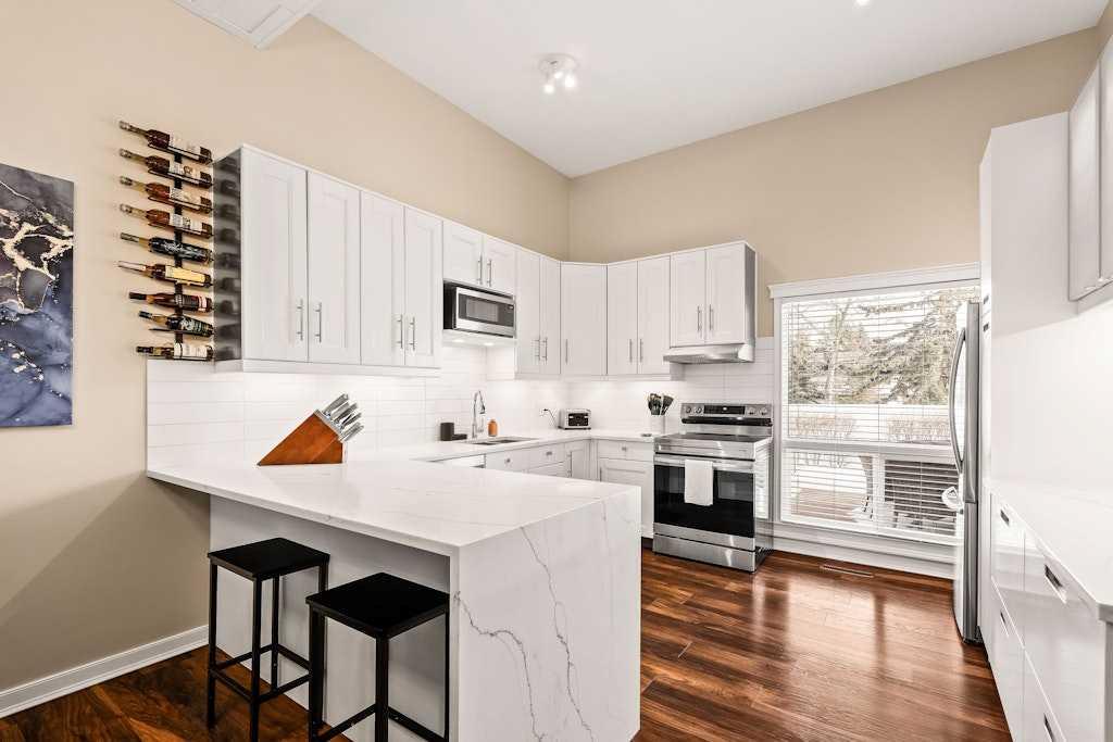 99 Brae Glen Lane SW, A2312701, Alberta,