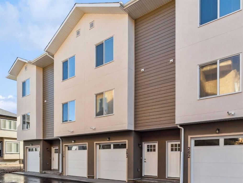 Third View of 202, 95 Saddlecrest Circle NE, Saddle Ridge, Calgary, Alberta, T3J0Z2