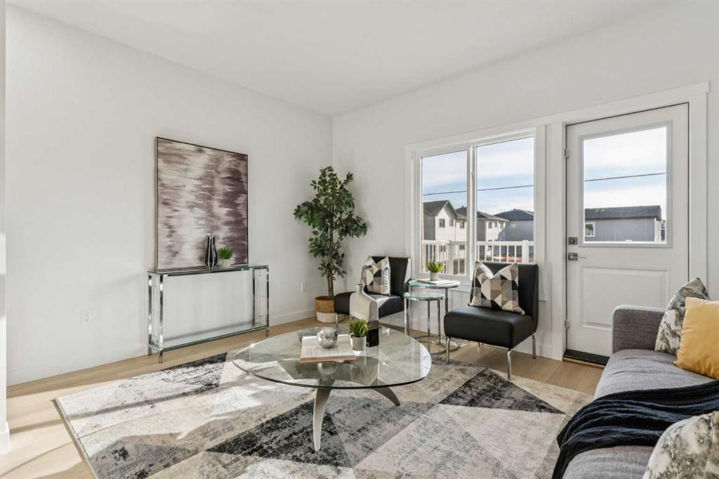 Fifth View of 202, 95 Saddlecrest Circle NE, Saddle Ridge, Calgary, Alberta, T3J0Z2