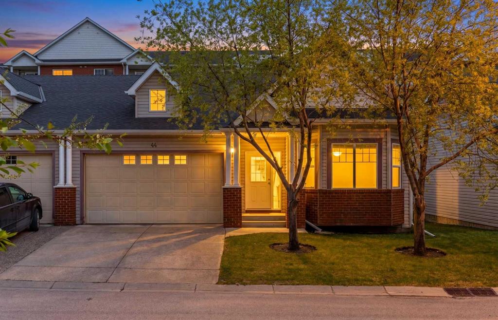 44 Prestwick Pond Terrace SE, A2312751, Alberta,