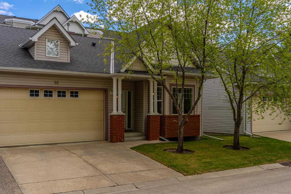 Third View of 44 Prestwick Pond Terrace SE, McKenzie Towne, Calgary, Alberta, T2Z 3Z8