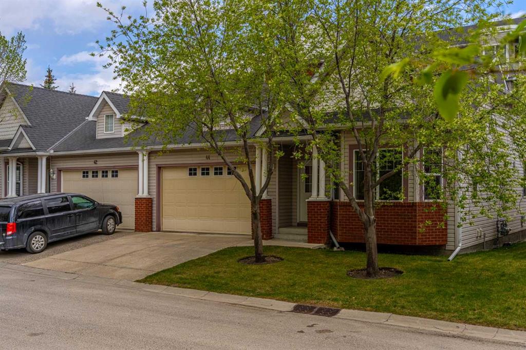 Fourth View of 44 Prestwick Pond Terrace SE, McKenzie Towne, Calgary, Alberta, T2Z 3Z8