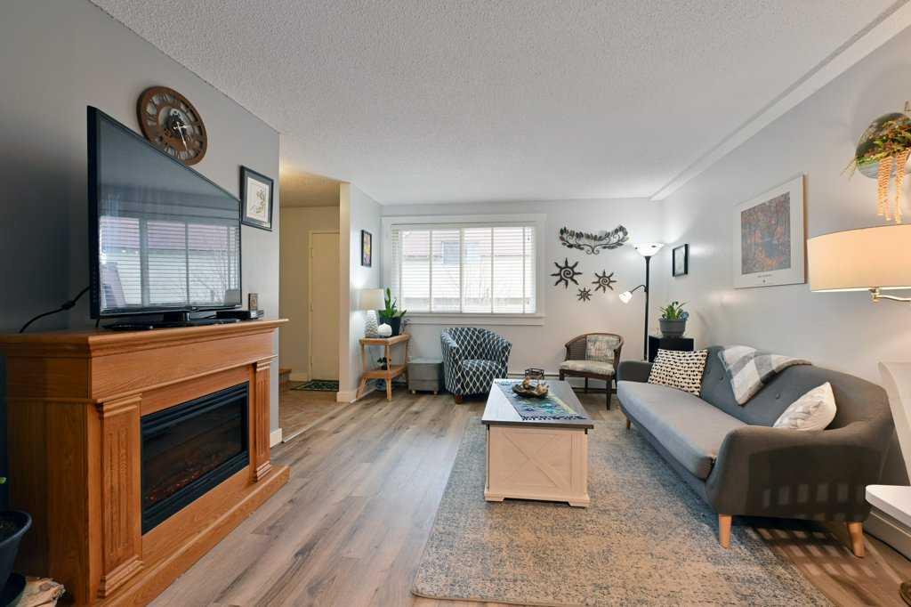 Third View of 5, 7740 Hunterview Drive NW, Huntington Hills, Calgary, Alberta, T2K 5C9