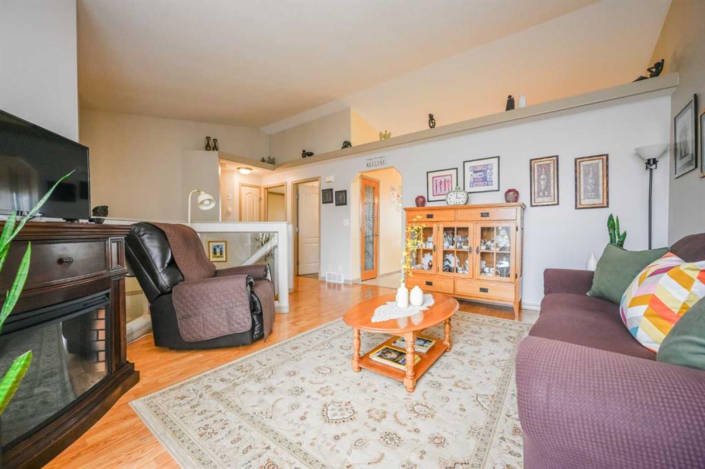 Fifth View of 10605 72 Avenue , Mission Heights, Grande Prairie, Alberta, T8W 2T6