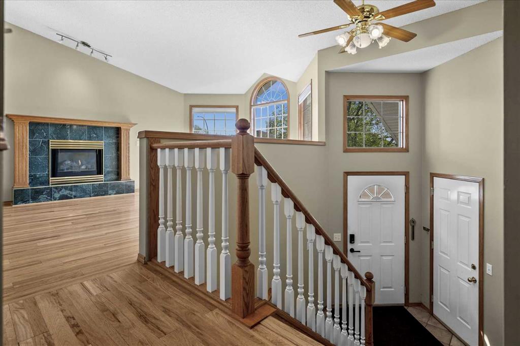 Fifth View of 100 Macewan Park Manor NW, MacEwan Glen, Calgary, Alberta, T3K 4G6