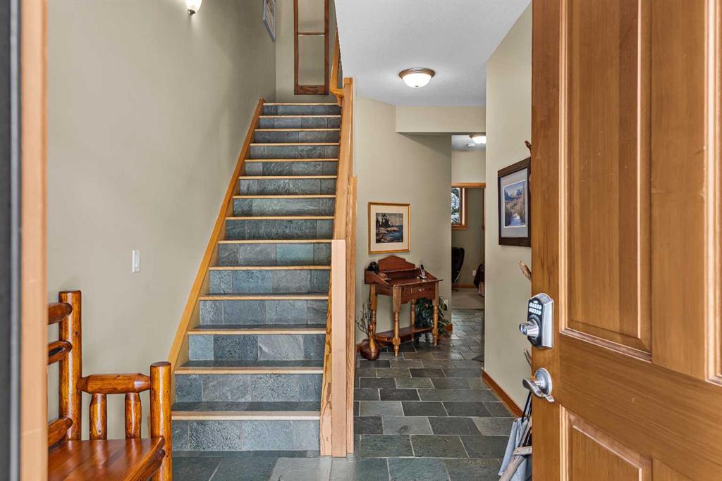 Fourth View of 36, 137 Wapiti Close , Eagle Terrace, Canmore, Alberta, T1W3B2