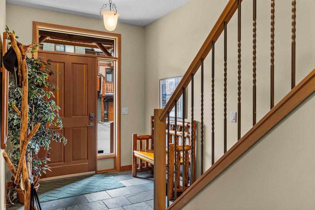 Fifth View of 36, 137 Wapiti Close , Eagle Terrace, Canmore, Alberta, T1W3B2