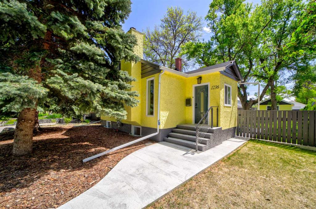 Third View of 1236 8A Avenue S, Fleetwood, Lethbridge, Alberta, T1J1S5