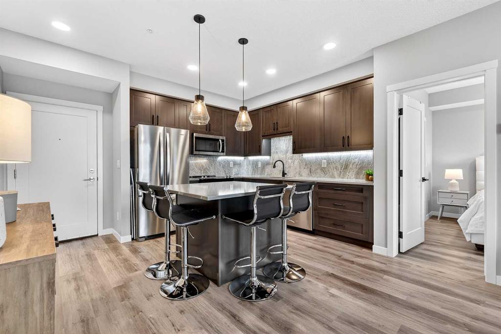 Fourth View of 401, 150 Shawnee Square SW, Shawnee Slopes, Calgary, Alberta, T2Y 0T6