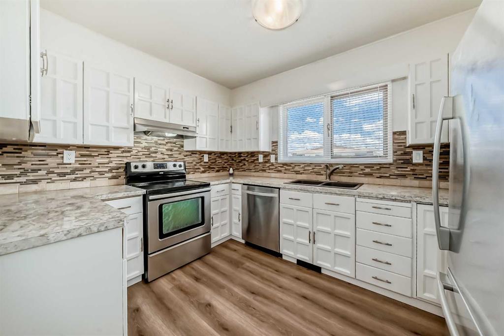 Fifth View of 2 Nichols Crescent  , Normandeau, Red Deer, Alberta, T4P 1P6