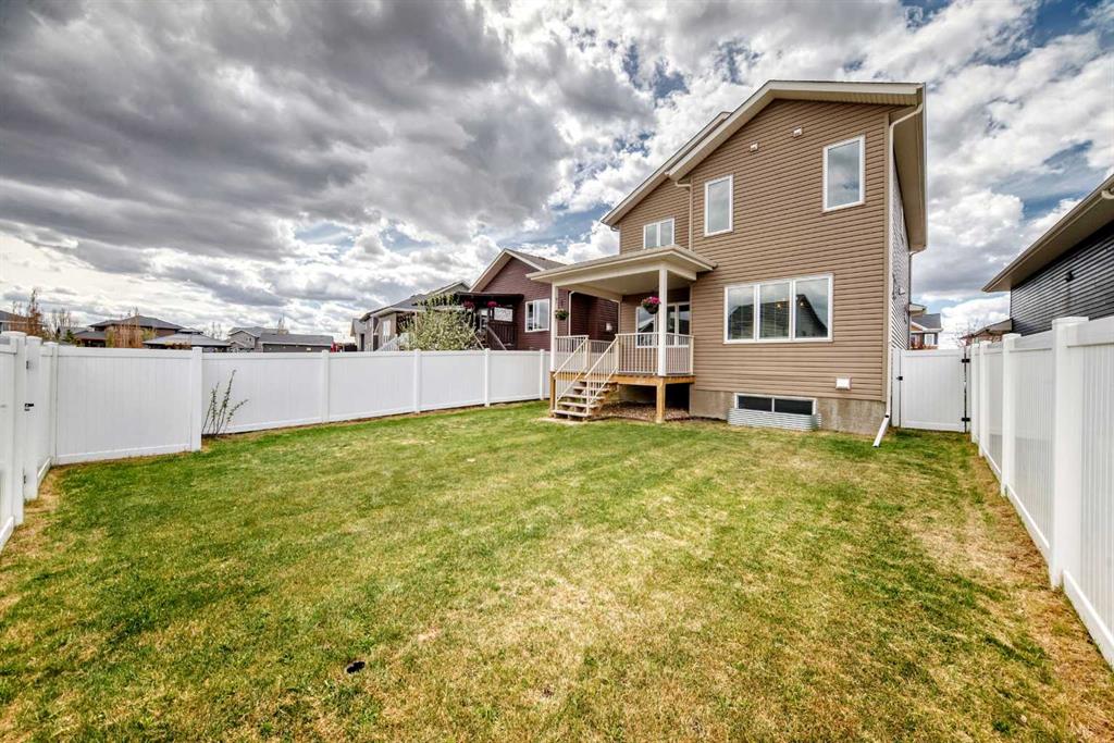 Fourth View of 153 Van Slyke Way , Vanier East, Red Deer, Alberta, T4R 0N7