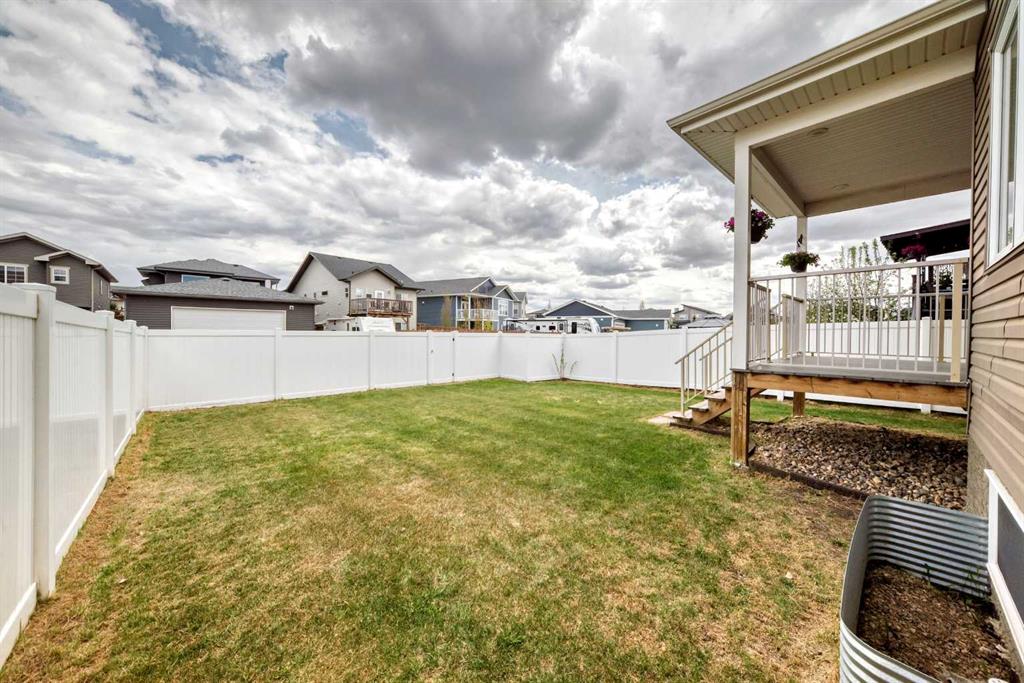Fifth View of 153 Van Slyke Way , Vanier East, Red Deer, Alberta, T4R 0N7
