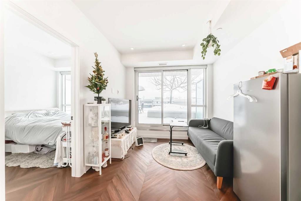 Fifth View of 207, 8505 Broadcast Avenue SW, West Springs, Calgary, Alberta, T3H 6B5