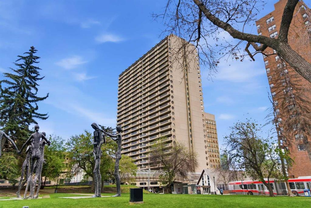 2008, 221 6 Avenue SE, A2313098, Alberta,