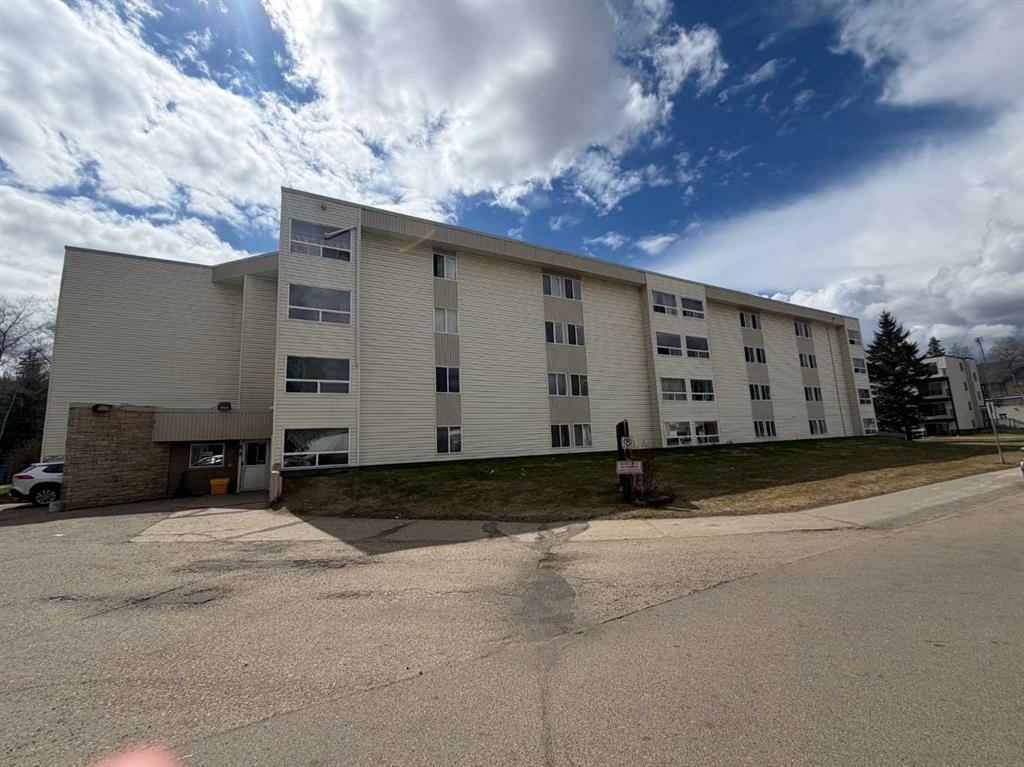 312, 111 Charles Avenue , A2313125, Alberta,