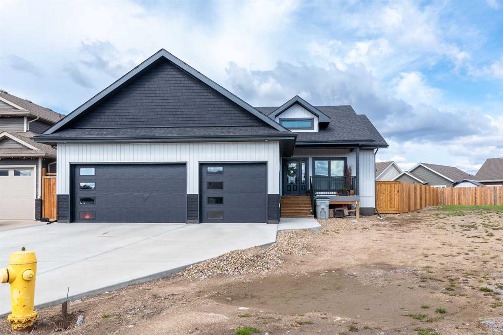 7302 37 StreetClose , A2313132, Alberta,
