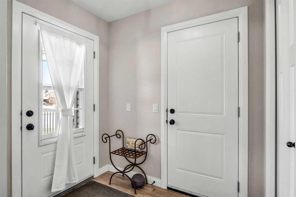 Fifth View of 704 Stonehaven Drive , NONE, Carstairs, Alberta, T0M0N0