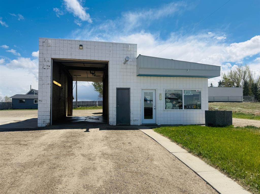 107 Centre Street , A2313154, Alberta,