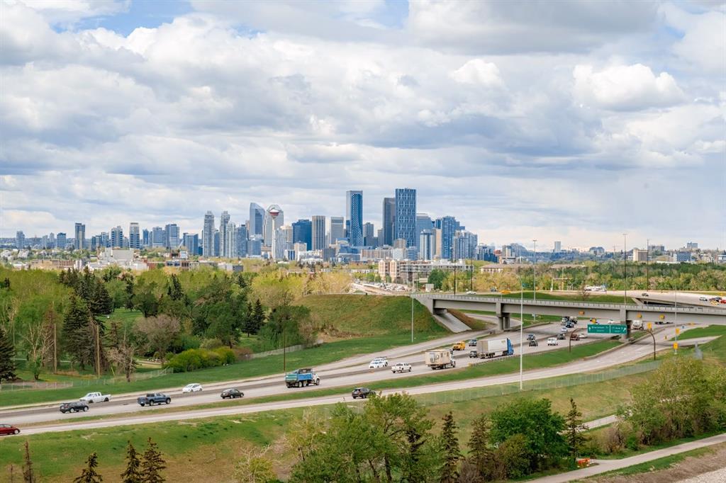 Third View of 2048 26 Street SE, Southview, Calgary, Alberta, T2B 0P2