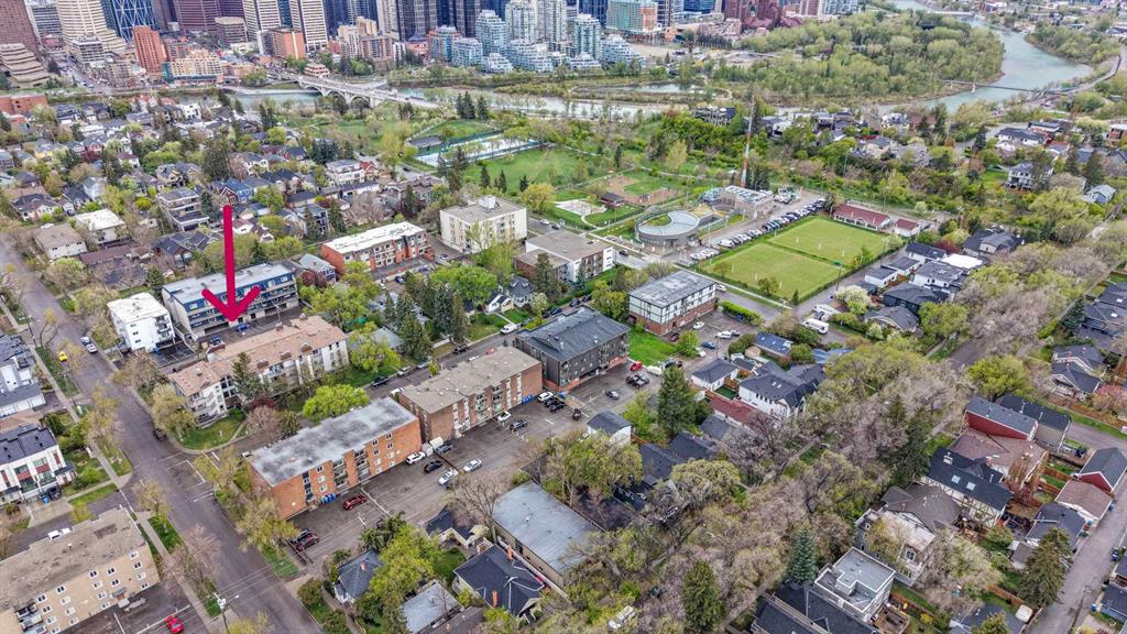 Fifth View of 302, 239 6 Avenue NE, Crescent Heights, Calgary, Alberta, T2E 0L8