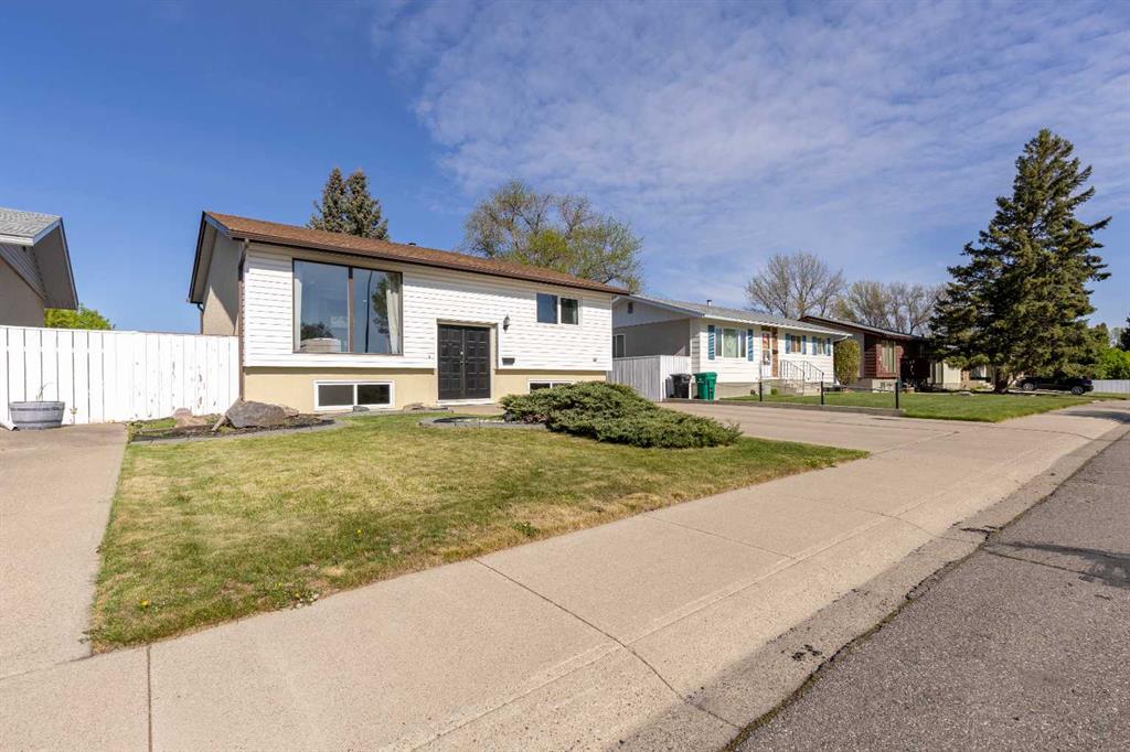 Third View of 2022 19 Street N, Winston Churchill, Lethbridge, Alberta, T1H 4A9