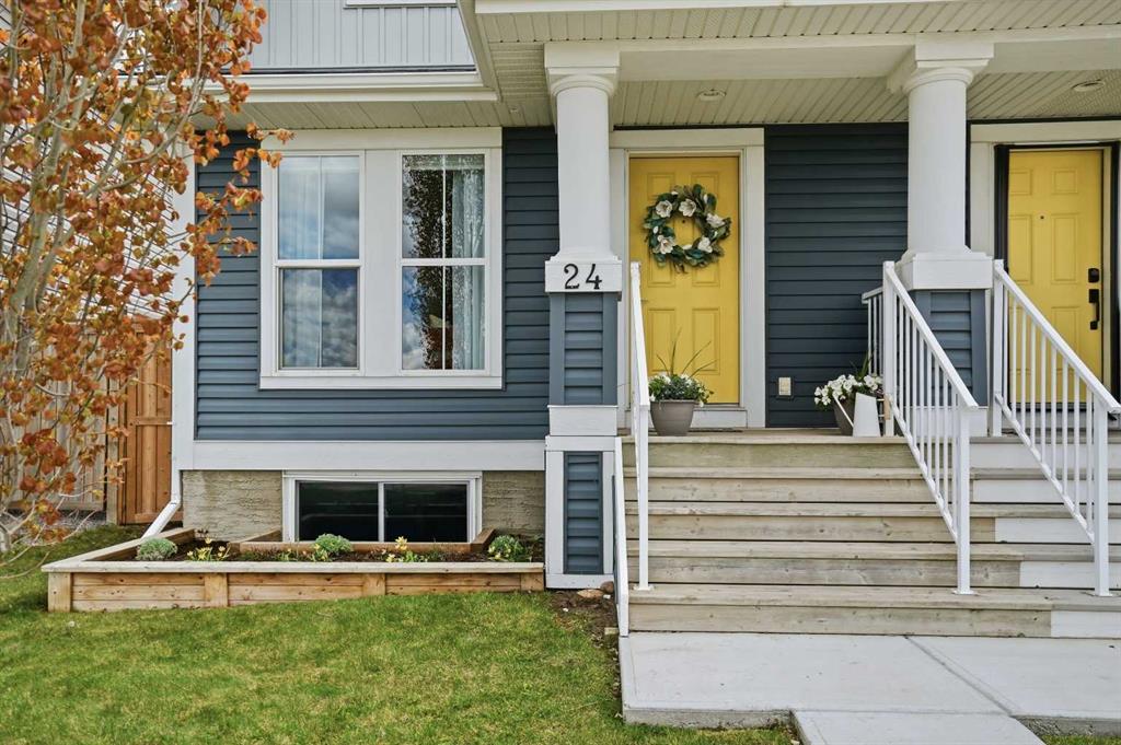 Third View of 24 Auburn Crest Park SE, Auburn Bay, Calgary, Alberta, T3M 0Z3